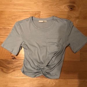 Aritzia Wilfred twist front tee